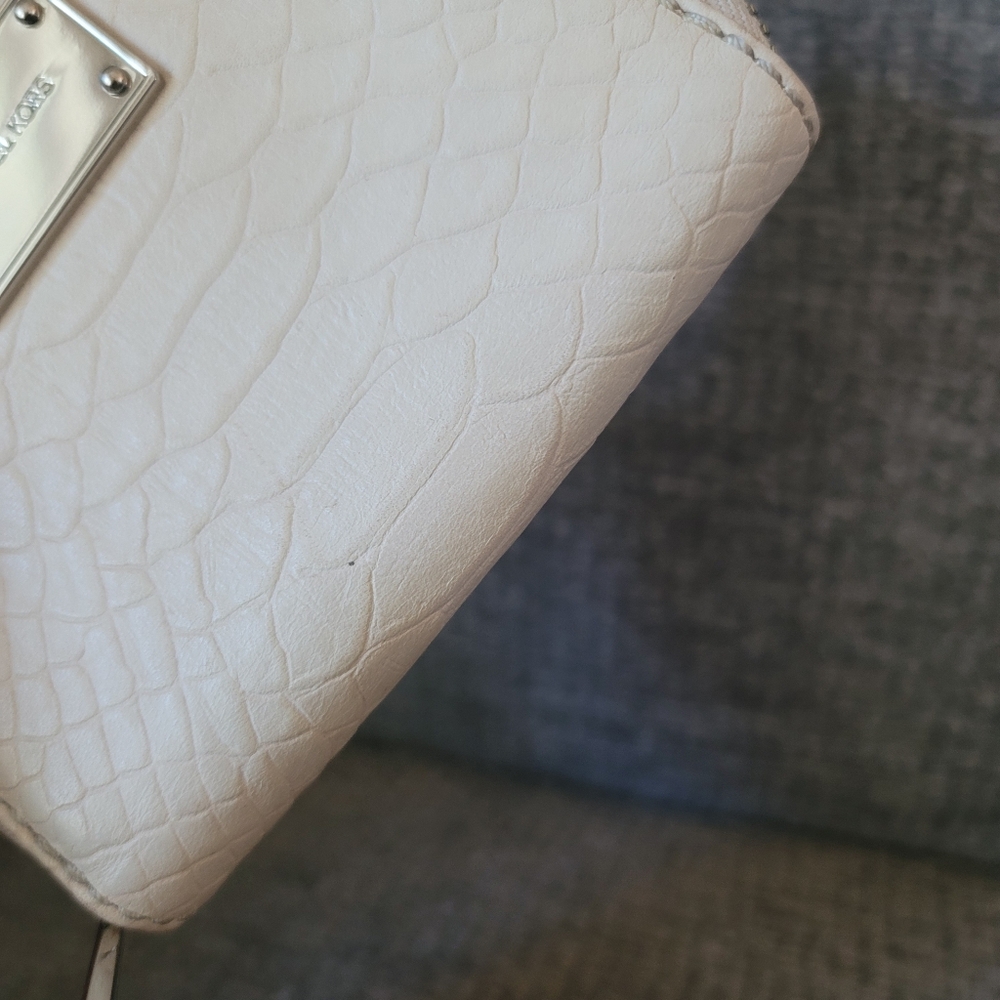 Michael Kors Snakeskin Embossed Compact Zip Around Wallet - Picture 8 of 12